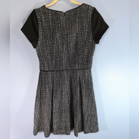 Banana Republic Black Textured V-Neck Fit/Flare Dress - Picture 2 of 4